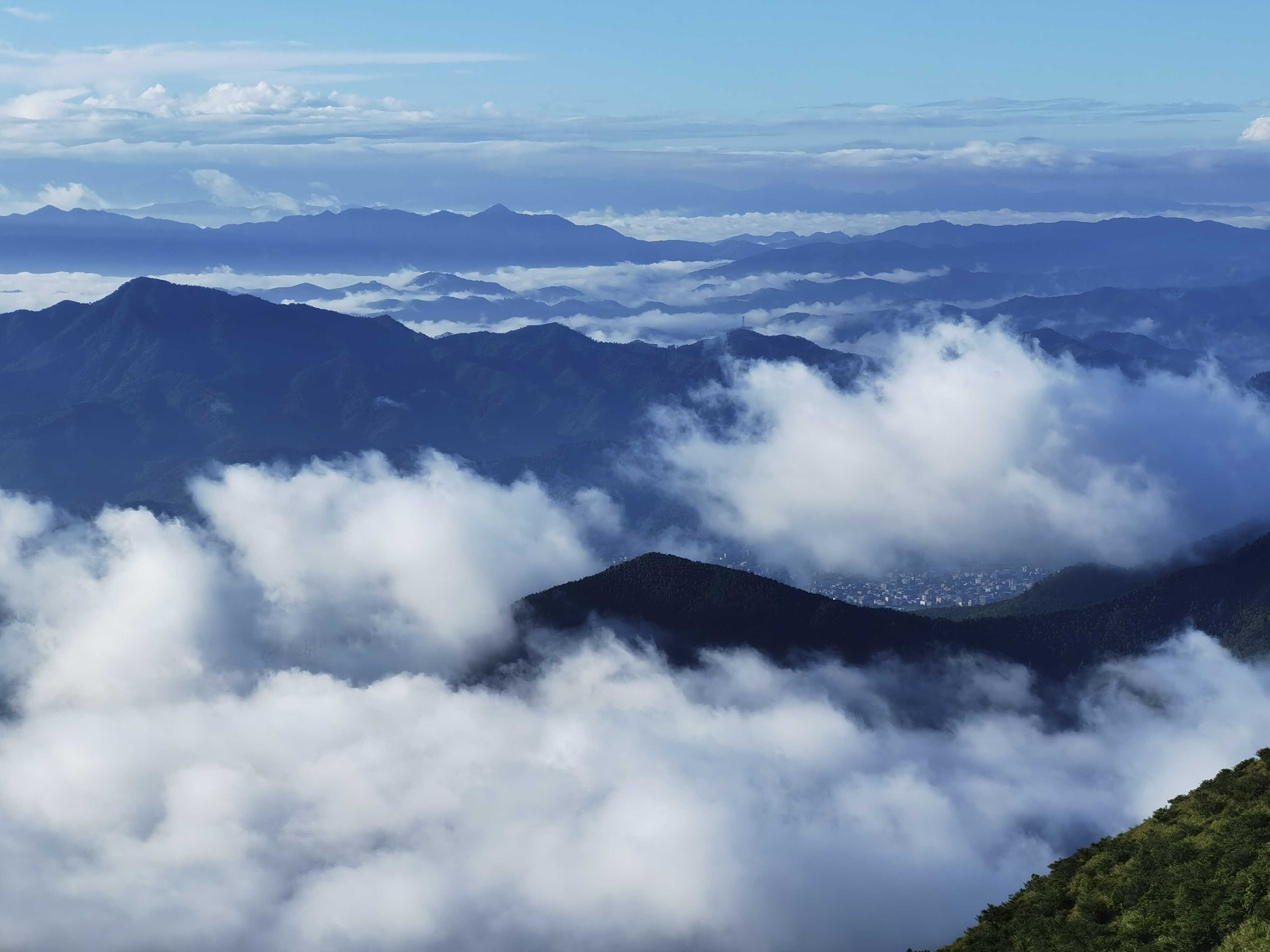 【小康·摄影】大美云浮:云涌大金山