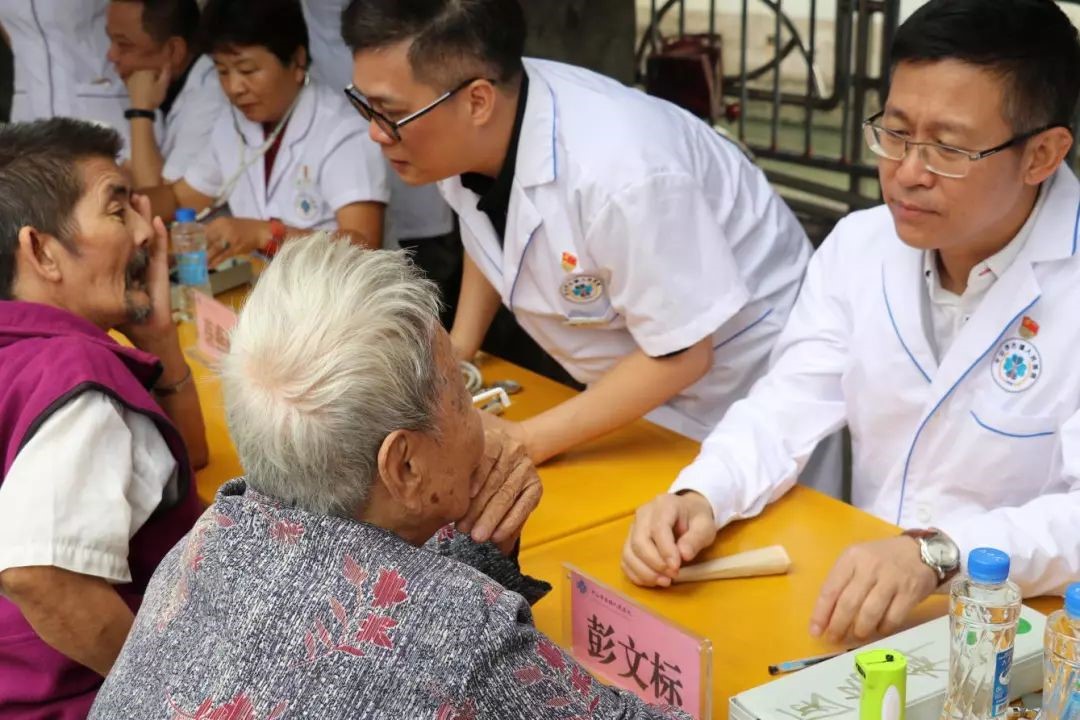 “不忘初心、牢记使命”主题教育在古镇镇走入深处，落到实处  (4).jpg