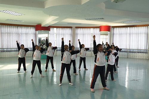 1【标题】新民小学荣获“东莞市第二批童谣创作传唱基地”称号.JPG