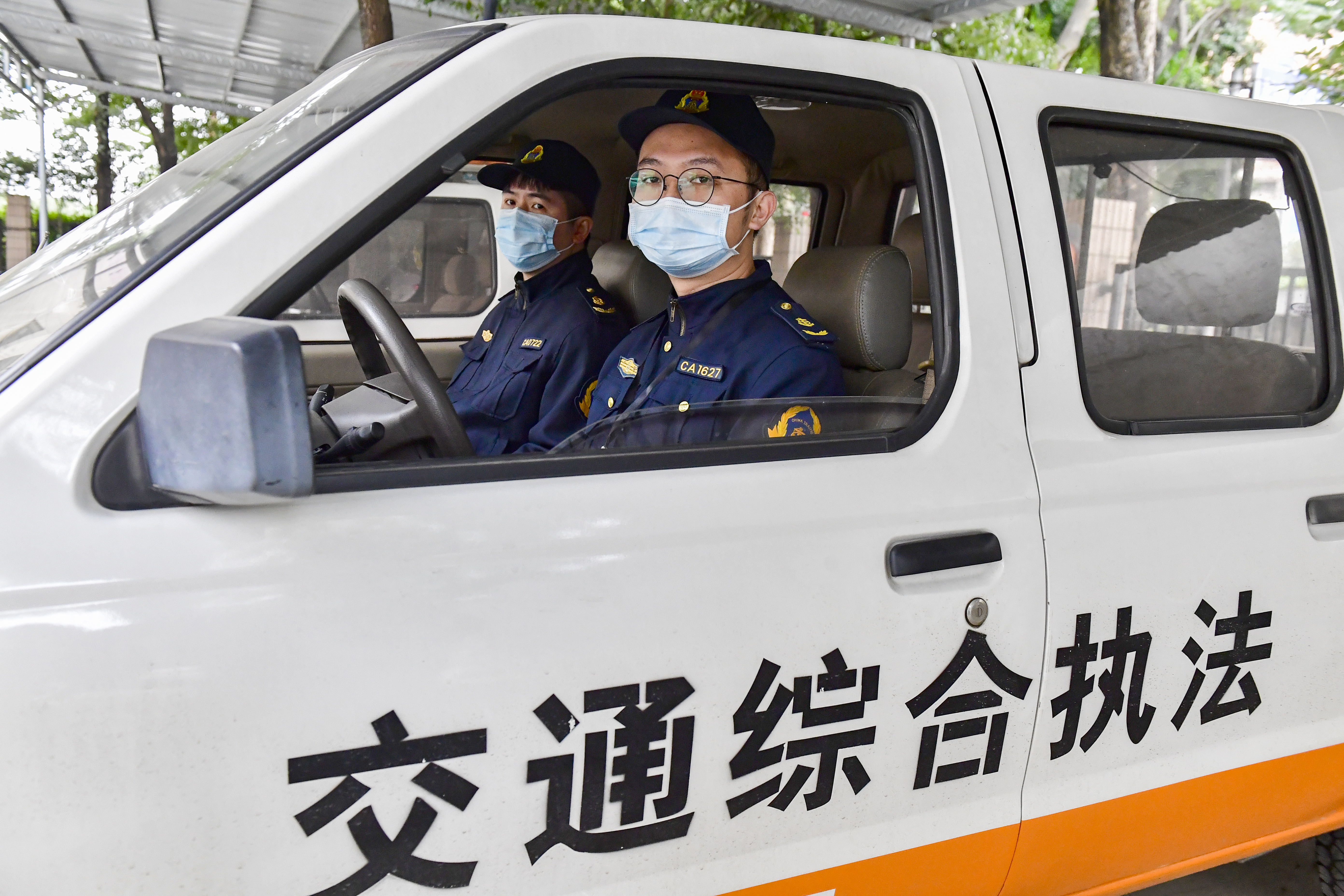 邓国辉：甘愿扎根基层 恪守为民初心.JPG