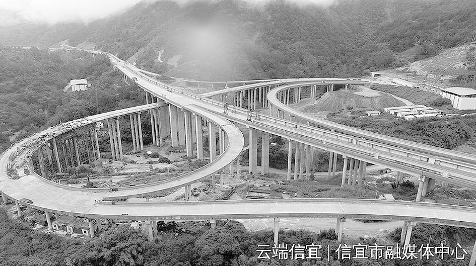 云茂高速平塘互通立交.JPG