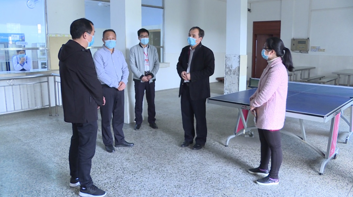 四会市委书记黄建平到到自立环保公司调研企业复工复产工作。